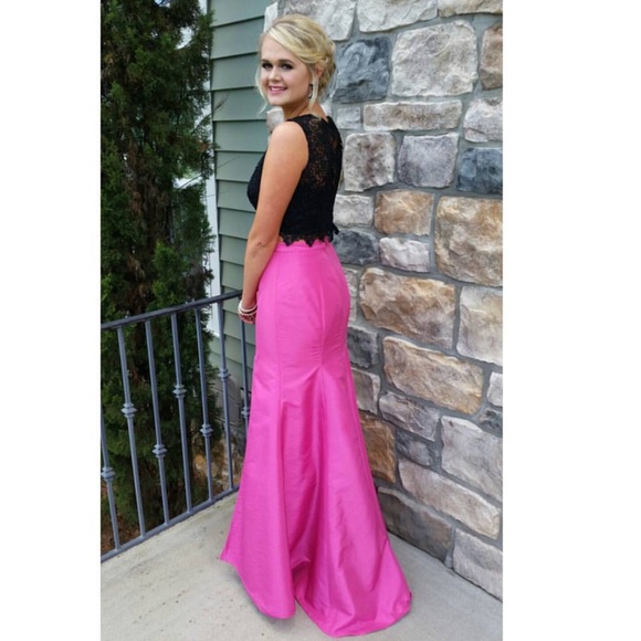 Prom dress!! worn once with minimal alterations! - Picture 1 of 2